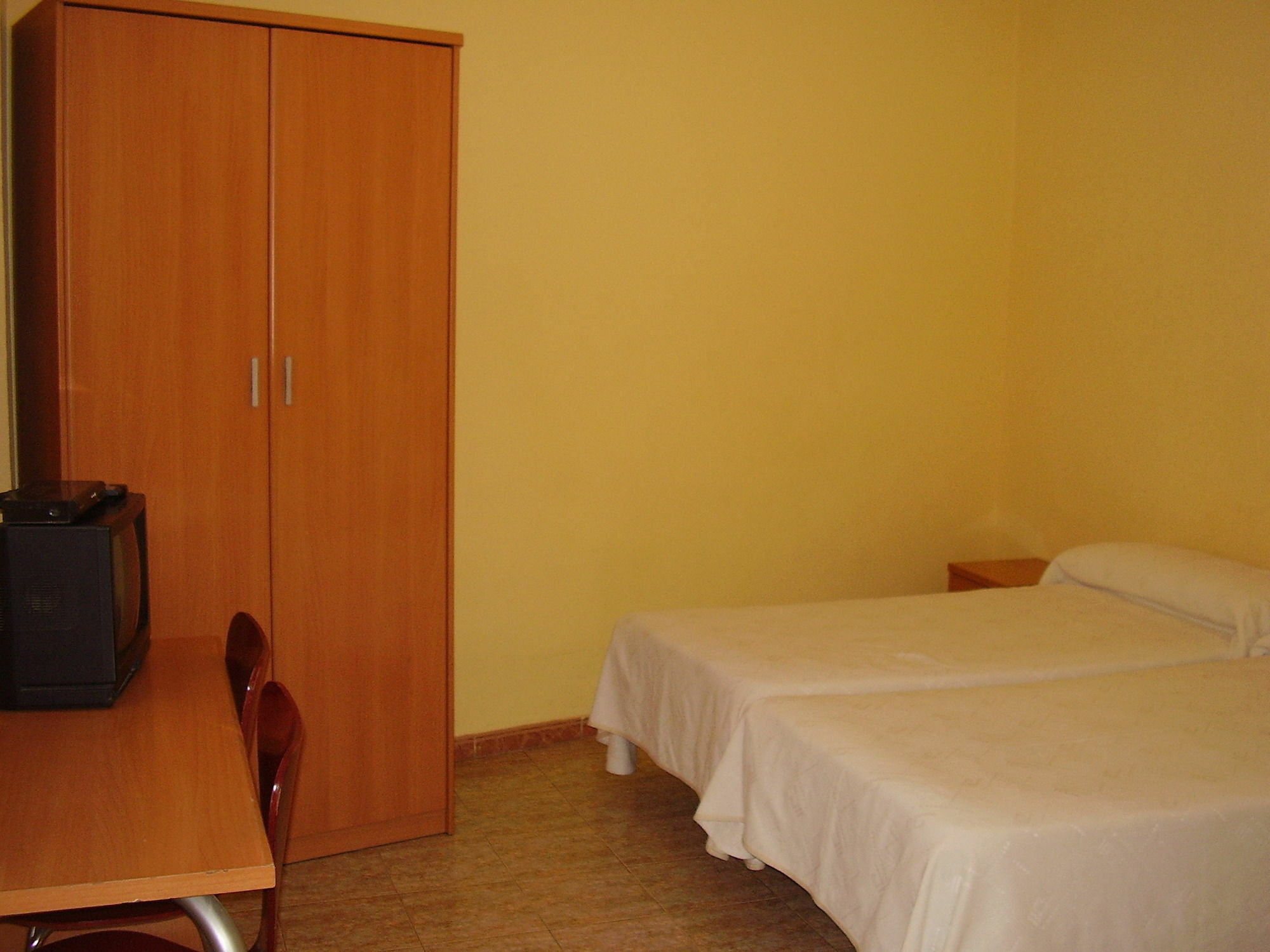 Pension Moratin Валенсия Экстерьер фото
